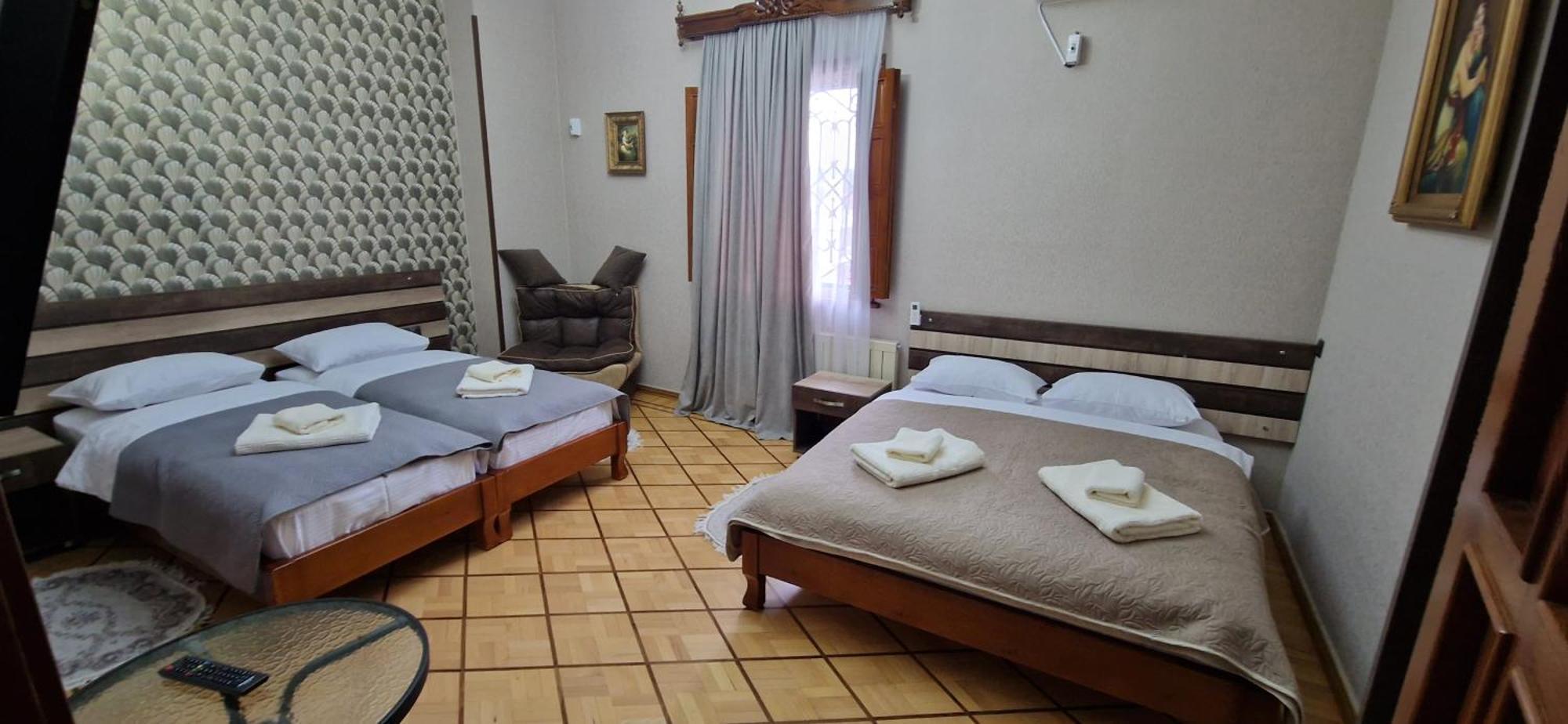 Hotel Villa Kutaisi Exteriör bild